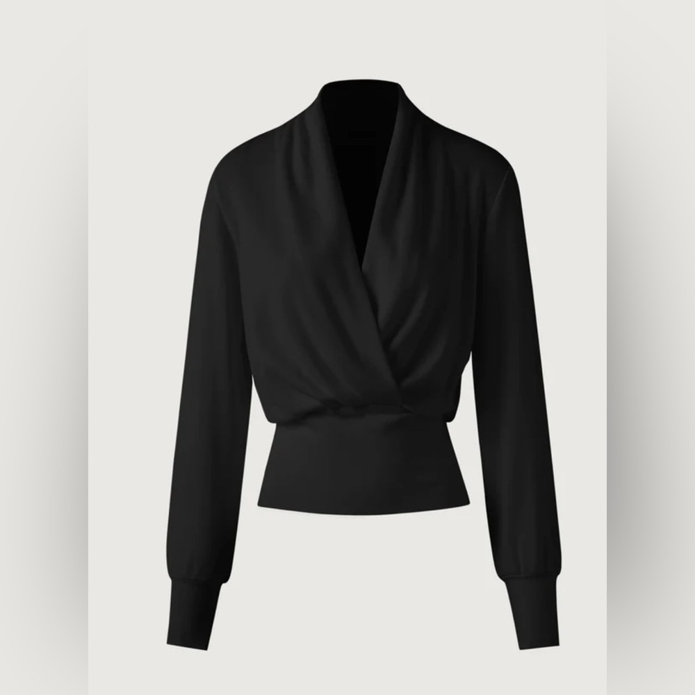 NWT OGL Surplice Tuckable Top size M